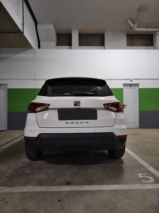 Seat Arona 2020 1.6 TDI automático - bien cuidado