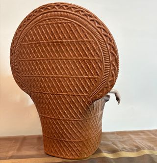 Figura Porcelana Mujer Sentada Nadal