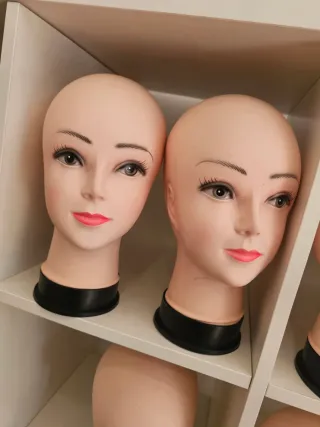 8 Cabezas de maniquí para exposición