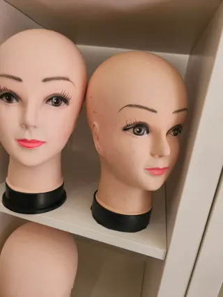 8 Cabezas de maniquí para exposición