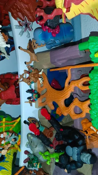 Lote de figuras imaginext con dinosaurios y animal
