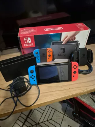 Nintendo Switch Azul y Rojo