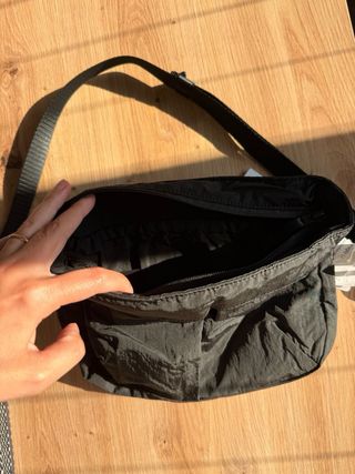 Uniqlo Bolso Cruzado Plegable Negro