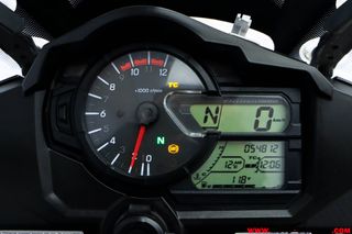 SUZUKI V-STROM 1000 XT