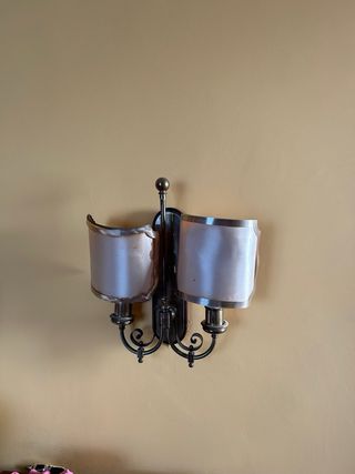 Conjunto de lampara y apliques de pared vintage.