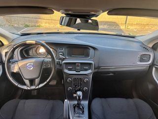 Volvo V40 2015