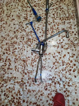 Grifo de cocina profesional con manguera