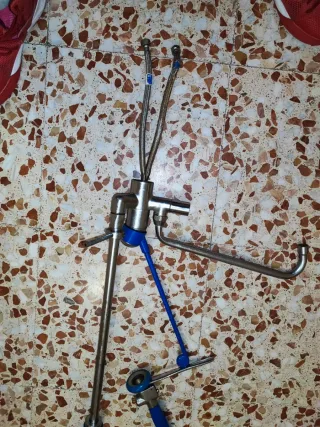 Grifo de cocina profesional con manguera