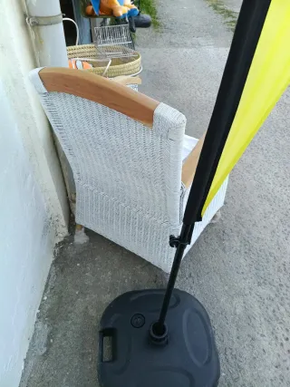 Sillón mimbre y madera restaurado