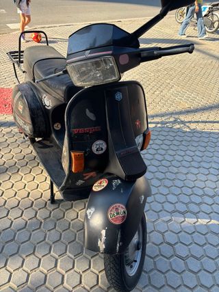 Vespa TX 200 Negra