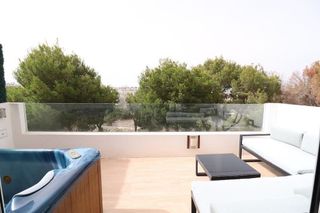 Chalet en venta en Campos de Golf - Villa Martin - Los Dolses en Orihuela