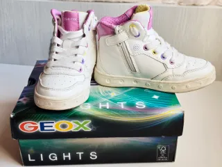Zapatillas deportivas Geox unicornio. CON LUCES!