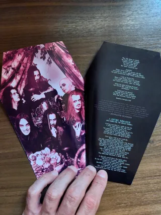 Cradle of Filth - Dusk and her embrace (ed. ltda.)