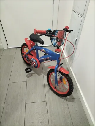 Bicicleta Infantil Spiderman Azul y Roja