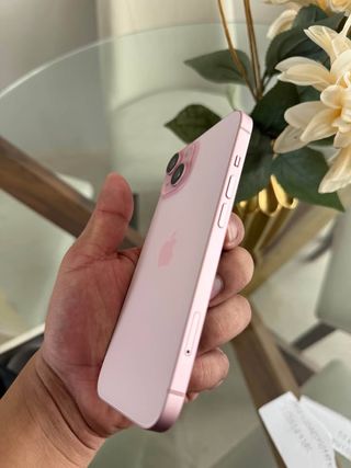 iPhone 15 Rosa