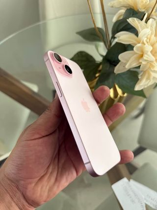 iPhone 15 Rosa