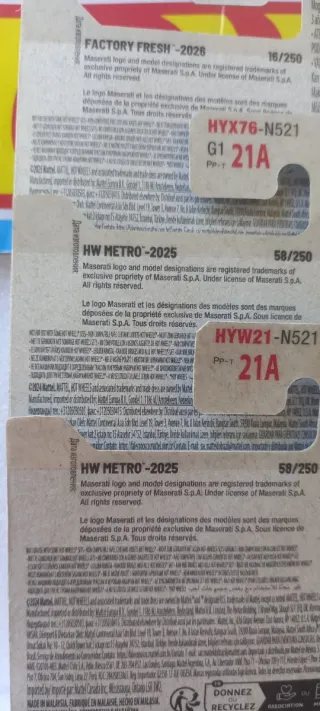 Conjunto 3 Maserati Shamal Hot Wheels