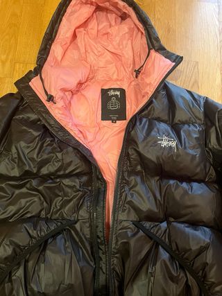 Abrigo Stussy 800 Fill Negro/Rosa Nuevo