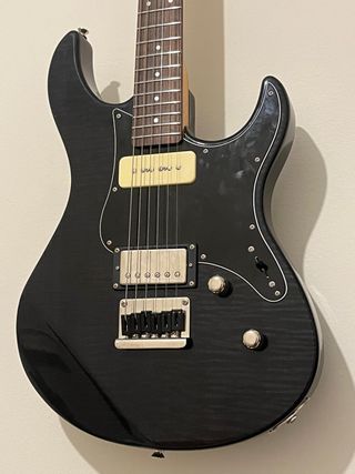 Yamaha Pacifica 611 HFM Guitarra Eléctrica