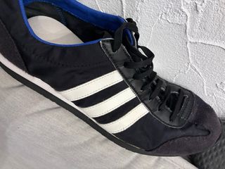 Zapatillas tipo retro Adidas JOG Talla 44