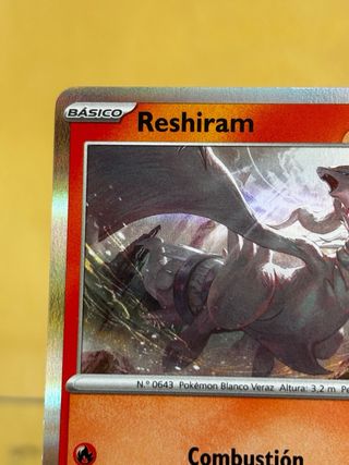 Carta Pokémon Reshiram Básico 130 PS