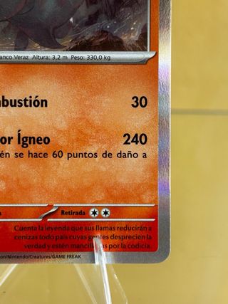 Carta Pokémon Reshiram Básico 130 PS