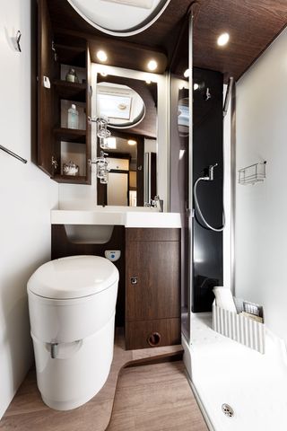 Autocaravana Benimar Sport 340 garaje SEMINUEVA