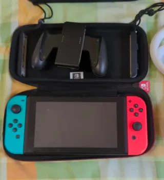 Nintendo Switch Azul y Rojo