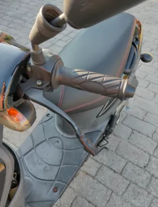 Moto Keeway Hurricane 50cc Negra/Gris