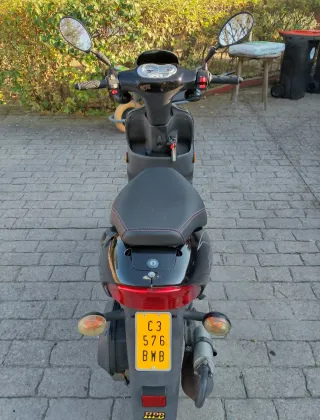 Moto Keeway Hurricane 50cc Negra/Gris