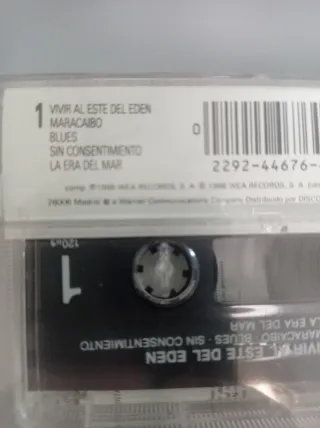 Casete La Unión - Vivir al este del Edén