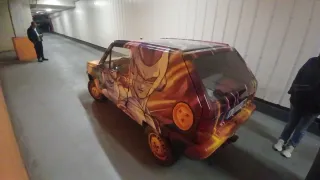 Coche + cochera + recambios