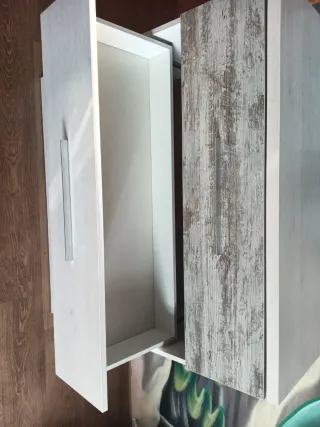 Cómoda 4 cajones madera y metal