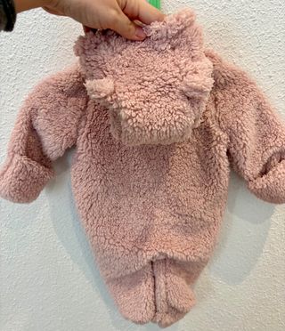 Buzo bebé Gap peluche rosa
