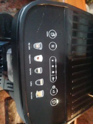 Cafetera Delonghi Magnifica EVO