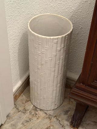 Paragüero de cerámica blanco
