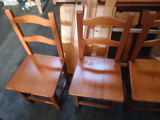 Juego de mesa y sillas de comedor