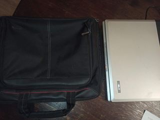 Portatile Asus con masterizzatore DVD windows XP