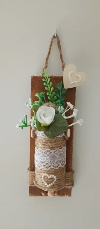 Colgante pared flores y maceta yute