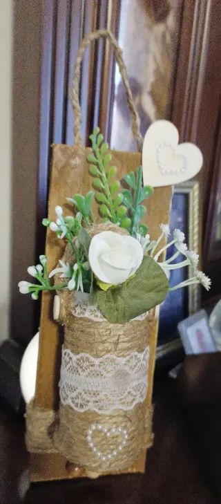 Colgante pared flores y maceta yute