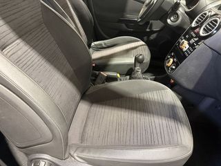 Opel Corsa Color Edition