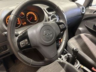 Opel Corsa Color Edition