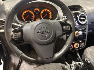 Opel Corsa Color Edition