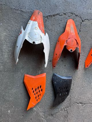 Carcasas Plástico KTM Naranja y Negra