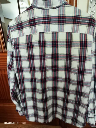 Camisa o sobrecamisa a cuadros