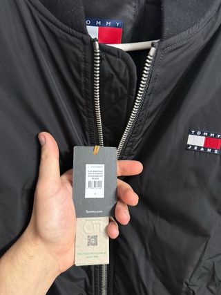 Chaqueta Tommy Hilfiger Negra Nueva