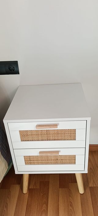 Cómoda 6 cajones + 2 mesitas de noche