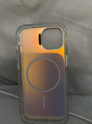 Funda camaleón para iPhone 15