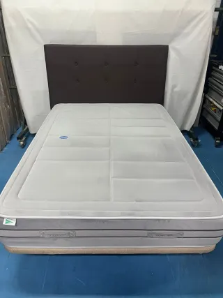 Base tapizada + Colchón 135x190