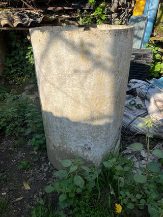 Bidón depósito agua antiguo